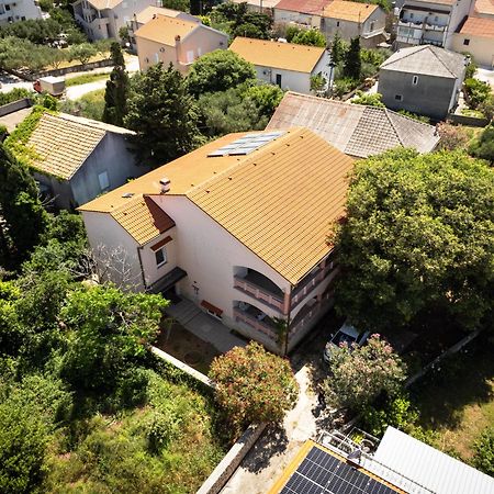 Villa Barbara Oasis Central Suite With Terrace Novalja Exterior photo
