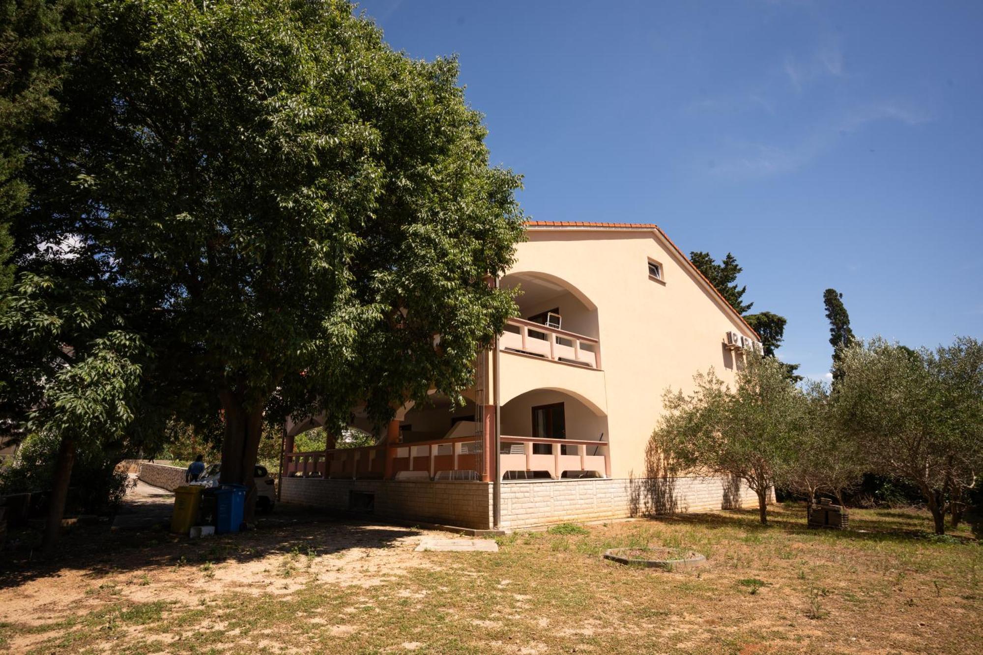 Villa Barbara Oasis Central Suite With Terrace Novalja Exterior photo