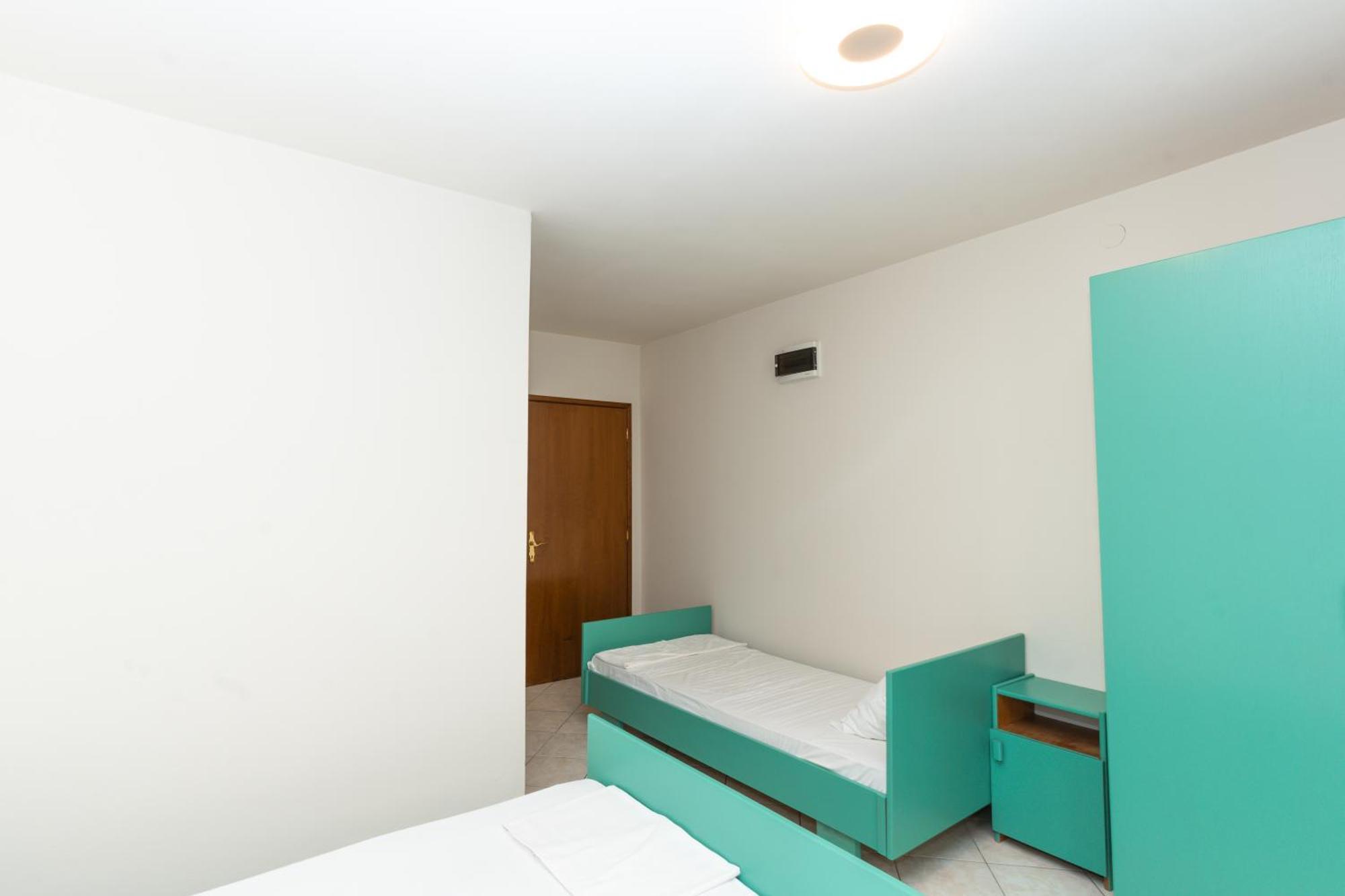 Villa Barbara Oasis Central Suite With Terrace Novalja Exterior photo